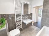 Badezimmer Ansicht 1