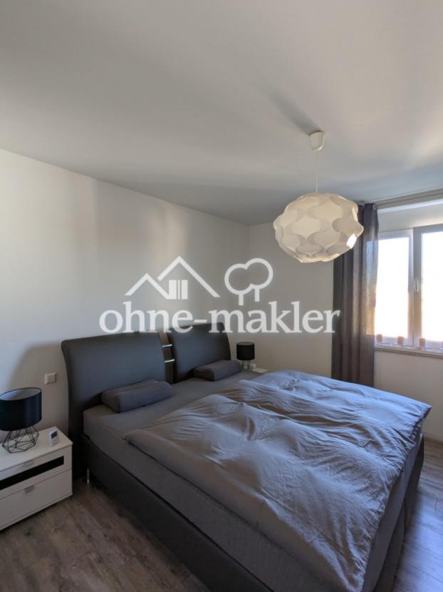 Schlafzimmer Eltern
