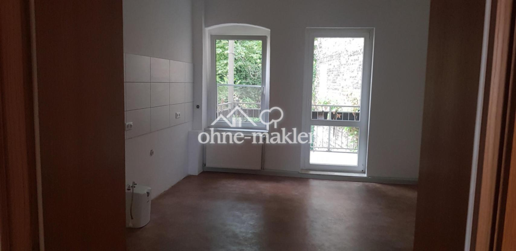 Küche mit Balkon