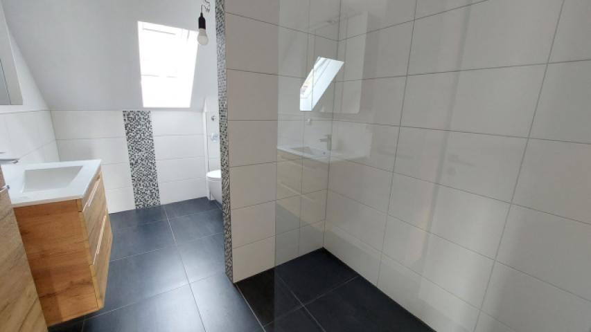 Badezimmer 2