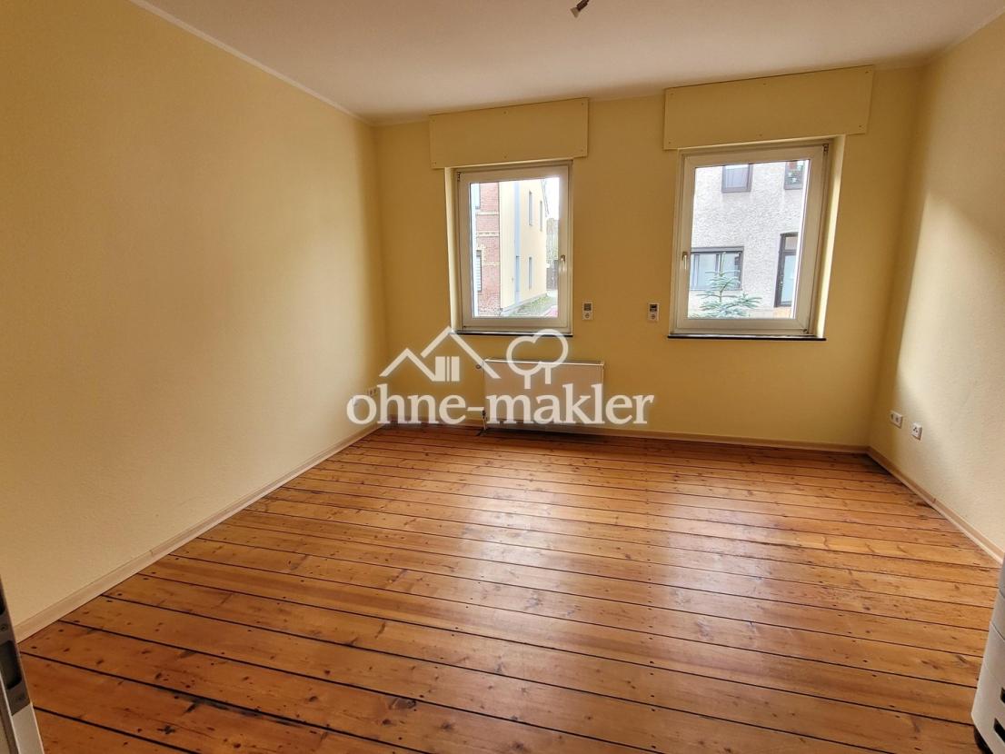 EG links Schlafraum-Büro