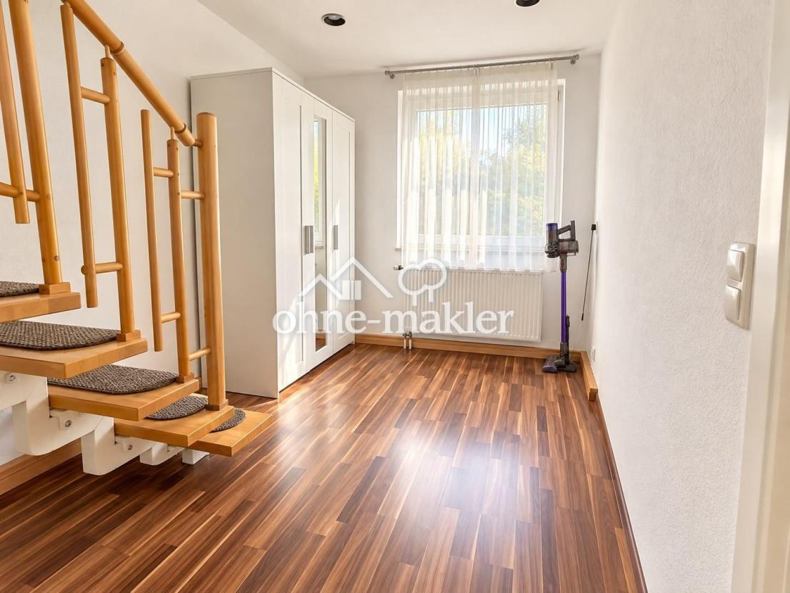 OG Büro / Ankleidezimmer 