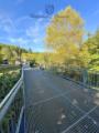 Brücke mit elektrischem Tor