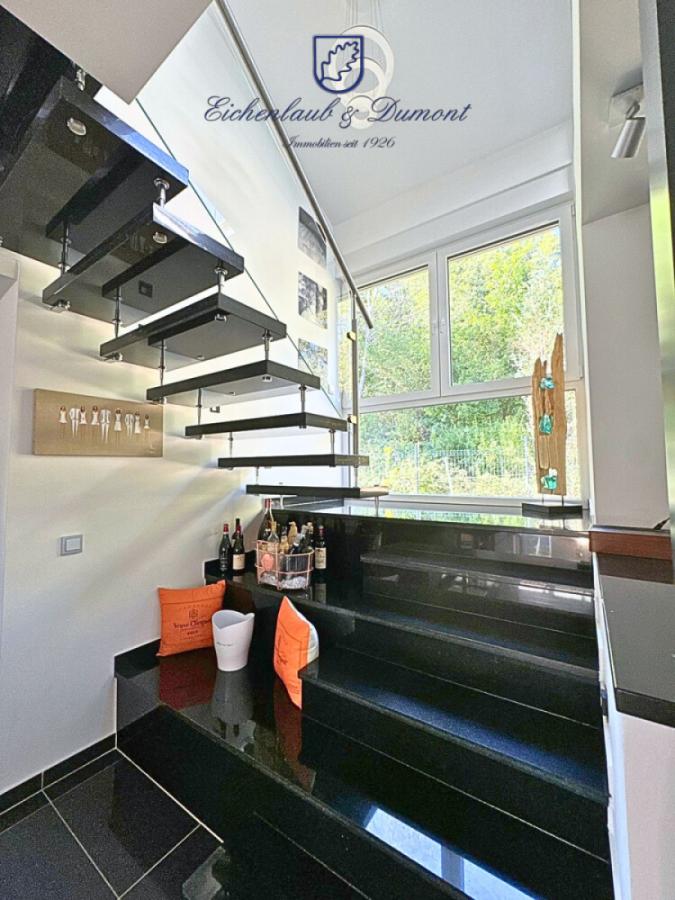 Treppe zum OG