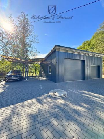 Garagen und Carport mit Wallbox