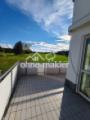 Sonnenbalkon mit Aussicht