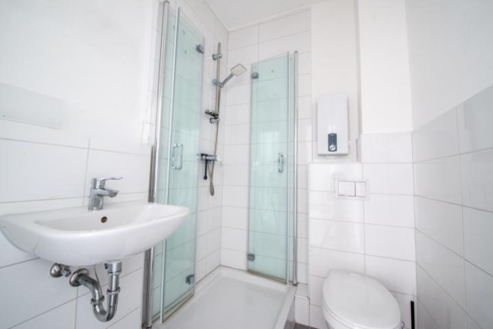 Ansicht Duschbad DG links 