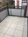 großer sonniger Balkon