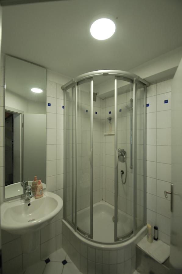 Dusche UG