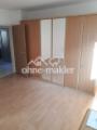 Schlafzimmer mit Schrank