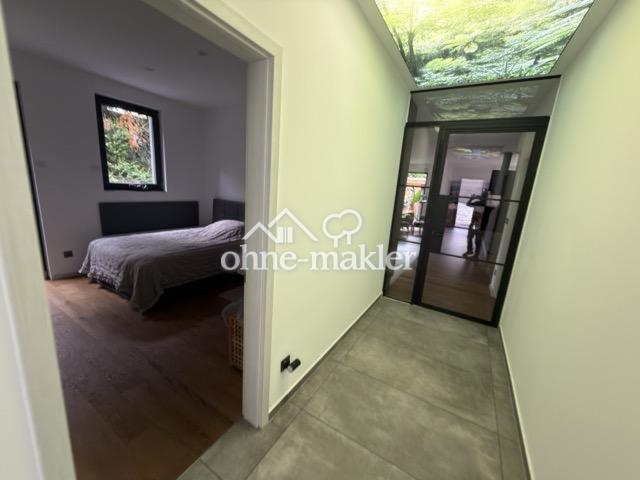Flur mit Panoramabeleuchtung