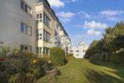 Gartenanlage vor dem Wohnhaus