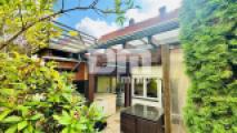 Rückansicht Terrasse überdacht