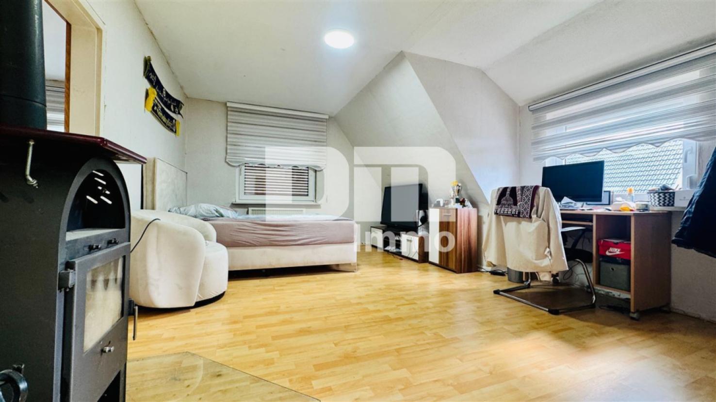 DG Schlafzimmer / Kamin