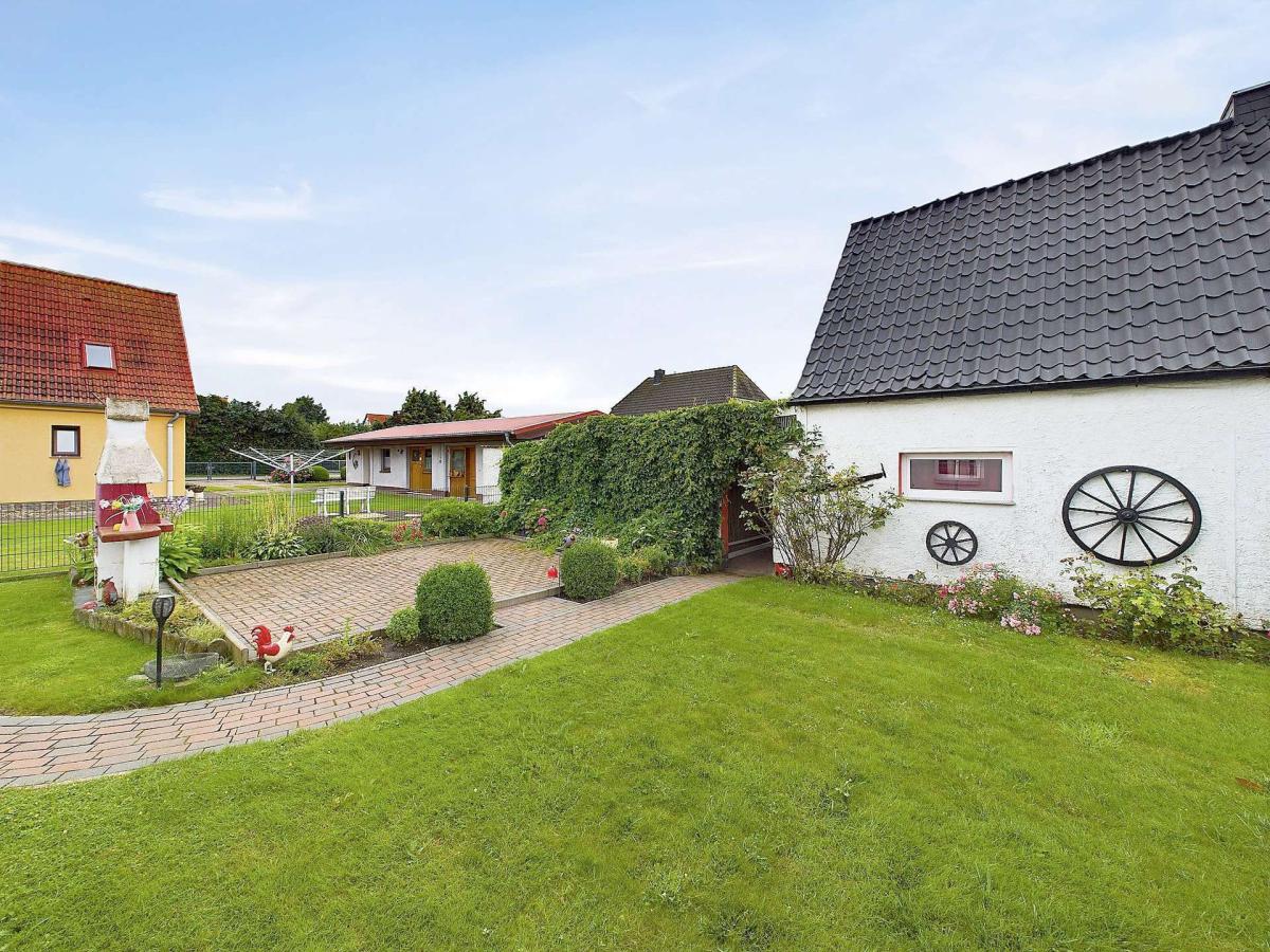 Kleines Haus + Grillplatz