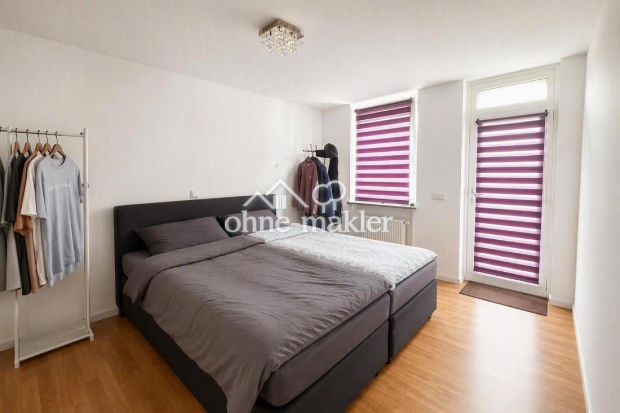 Schlafzimmer 1