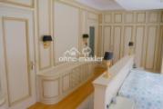 Schlafzimmer mit Einbauschrank