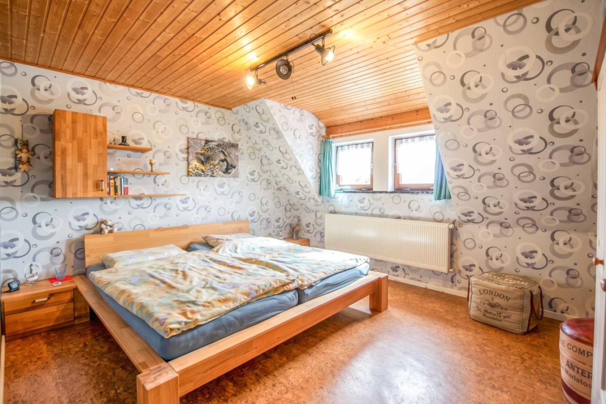 Schlafzimmer 1 OG