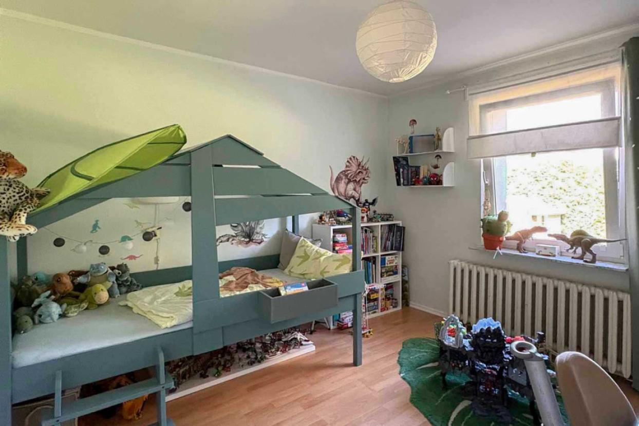 Schlafzimmer 1