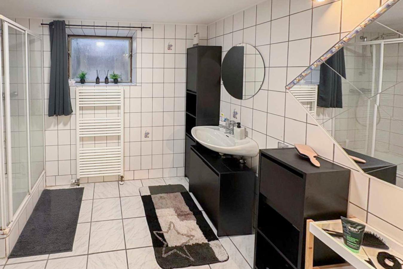 Badezimmer KG