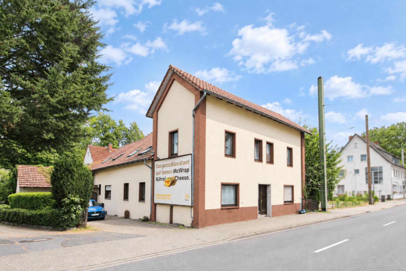 Straßenansicht