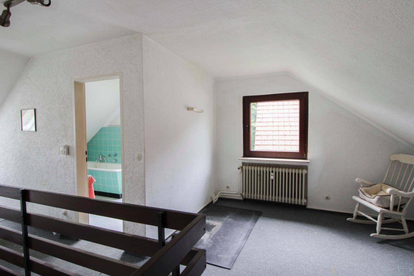 Zimmer / Flur OG