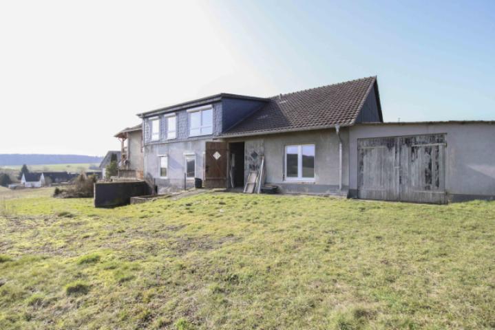 11 Haus hinten