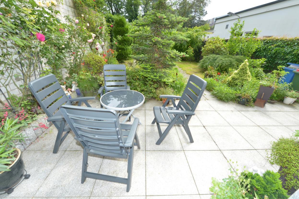 EG_Terrasse-und-Garten
