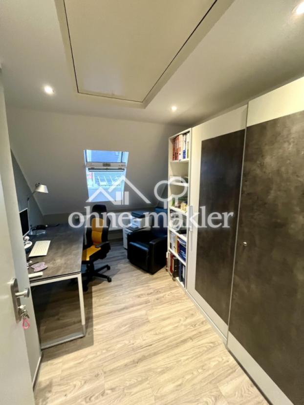 Arbeitszimmer
