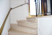 Treppe zum Untergeschoss