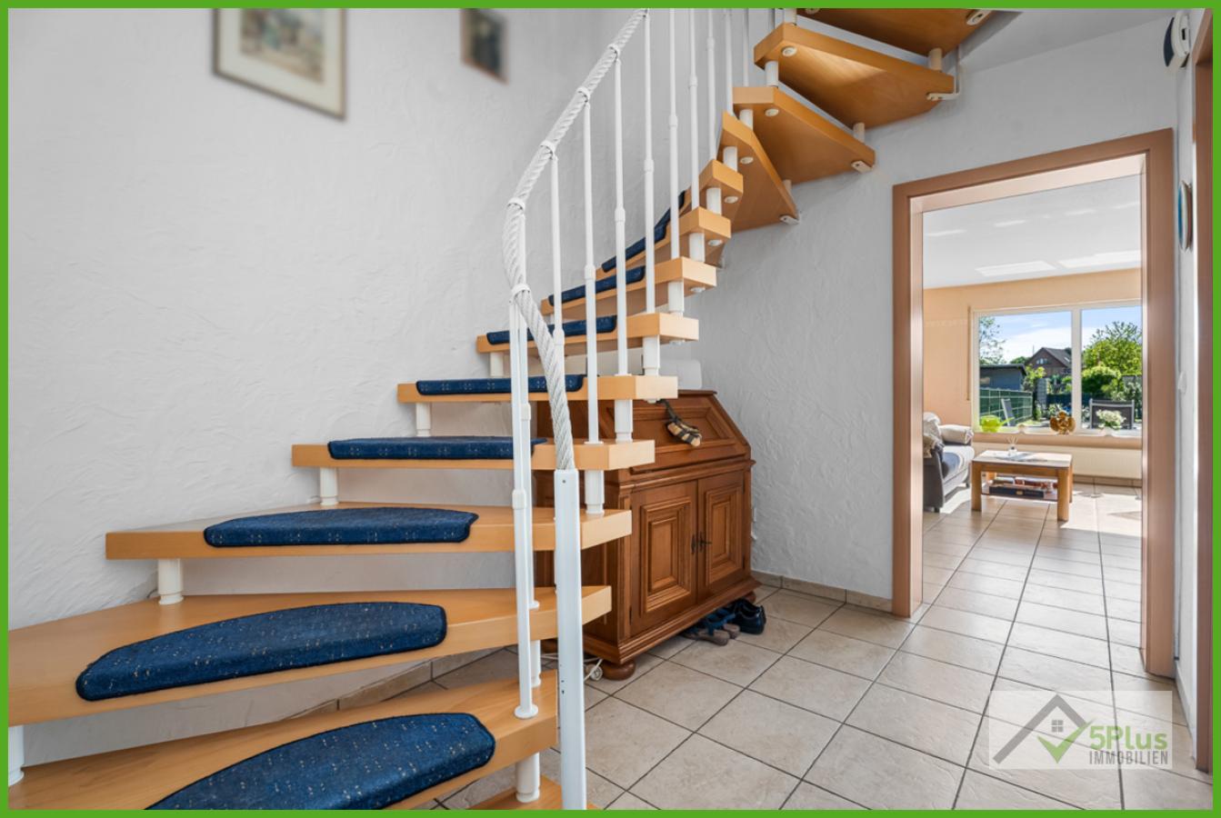 5Plus Immo Haus zum Kauf Vettweiß/Lüxheim Diele