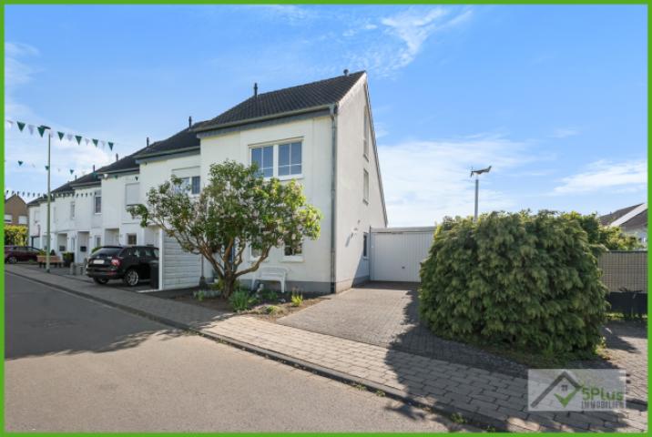5Plus Immo Haus zum Kauf Vettweiß/Lüxheim Straßenansicht