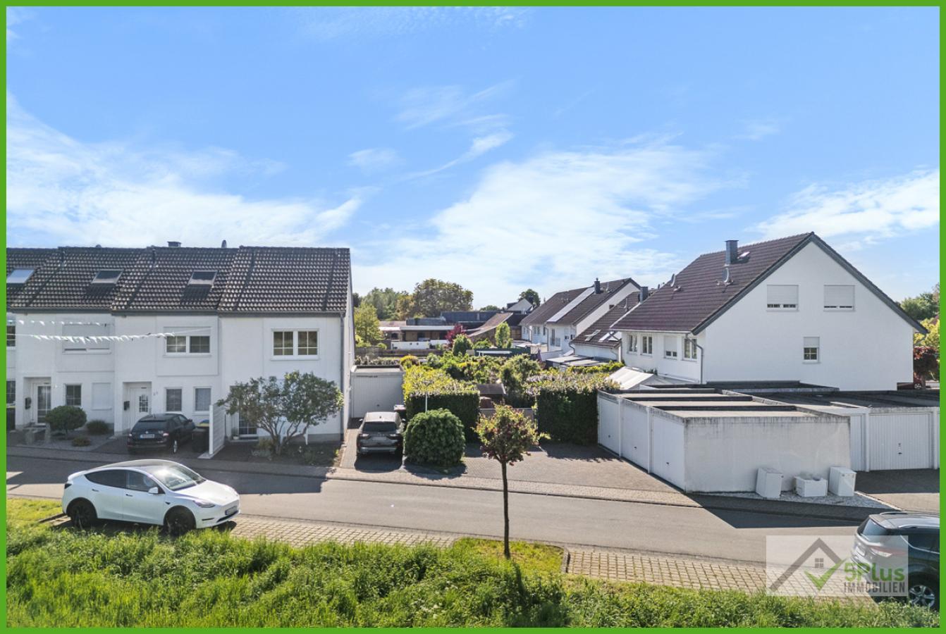 5Plus Immo Haus zum Kauf Vettweiß/Lüxheim Straßenansicht