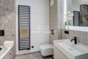 Bad mit Badewanne