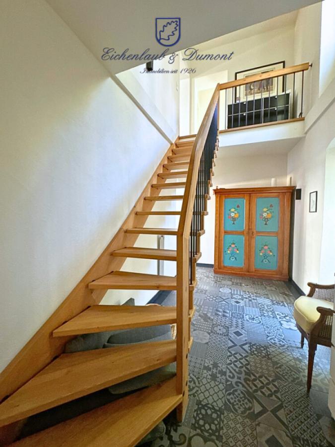 Treppe zum 1.OG