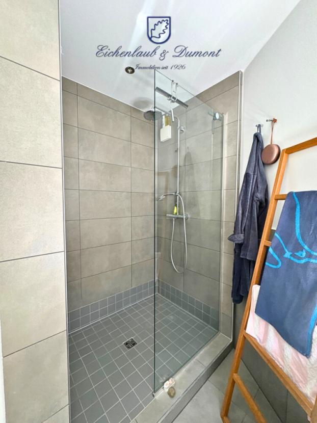 Dusche 1.OG