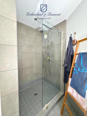 Dusche 1.OG