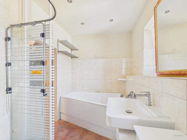 Badezimmer 1 OG