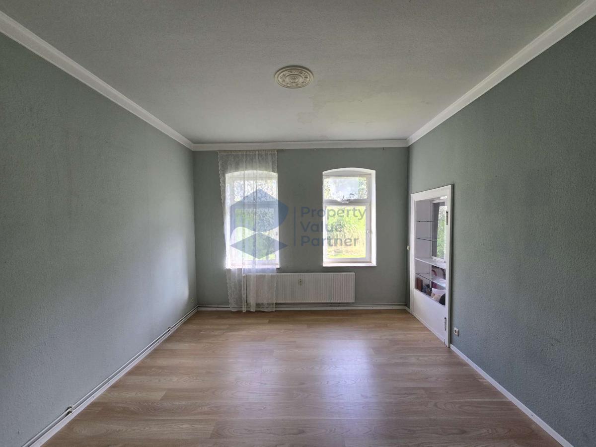 Altbau EG Wohnzimmer 