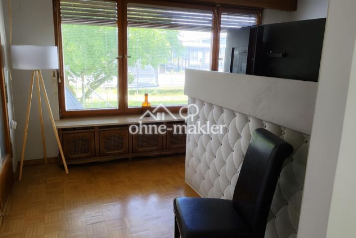 Schlafzimmer mit Gartenblick
