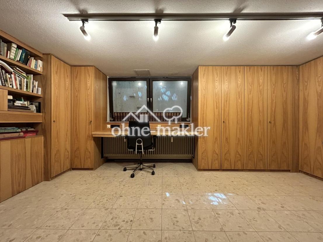 Hobbyraum-Büro