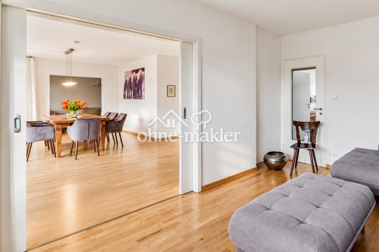 Wohnzimmer kleineres Sofa