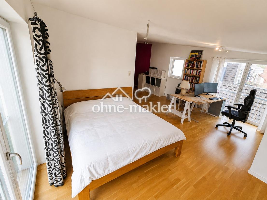 Schlaf-/Arbeitszimmer 2.OG