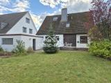 Gebäude mit Garage - Nordseite