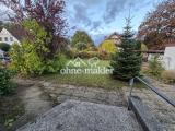 Garten vor der Eingangstür