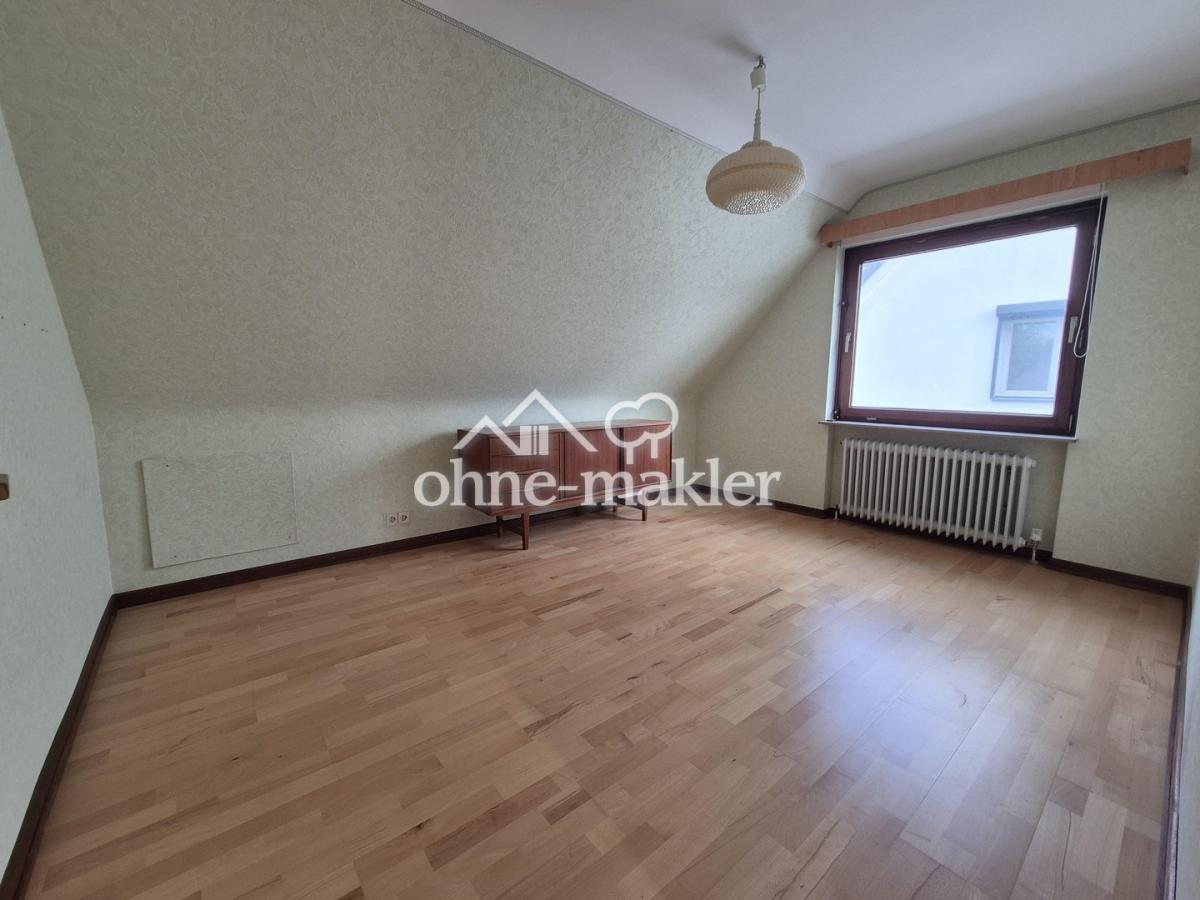 OG Wohnung: Schlafzimmer