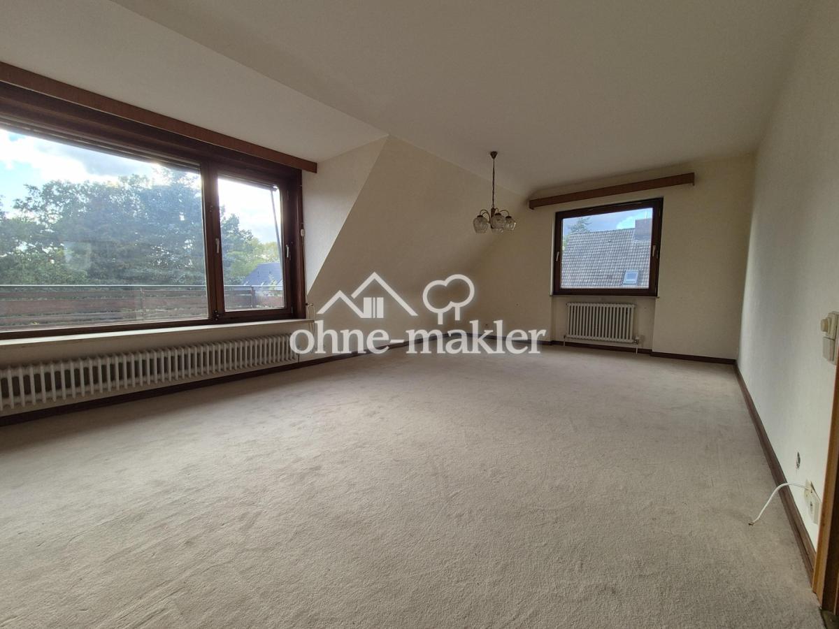 OG Wohnung: Wohnzimmer Balkon