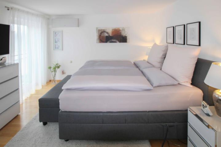Schlafzimmer mit Klimaanlage
