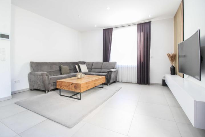 02 Wohnzimmer
