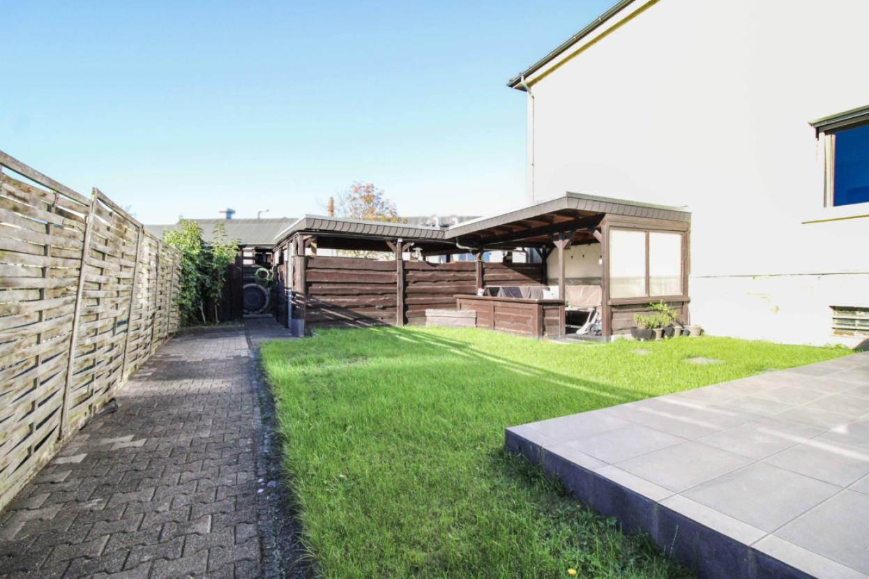 12 Garten